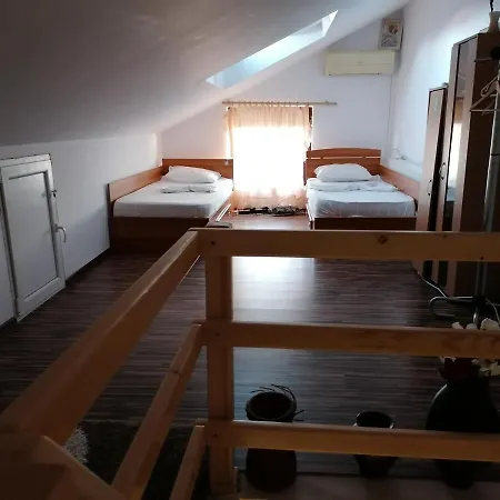 Vila Marcos *